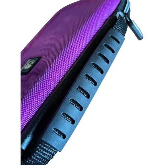 Ninetendo Switch Deluxe Travel Case Unisex Pink Full Zip Black Handle Hard Shell - Picture 3 of 10